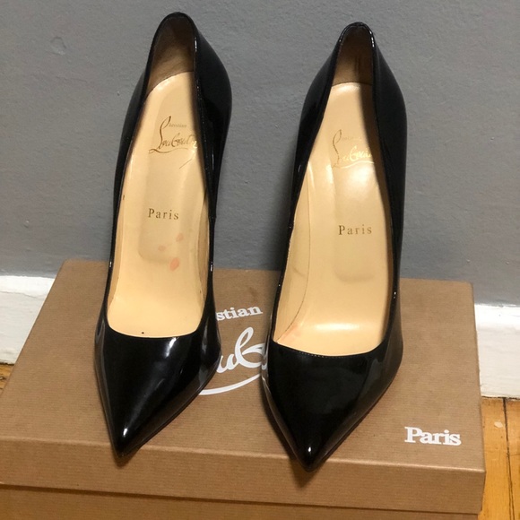 Christian Louboutin - Picture 4 of 4